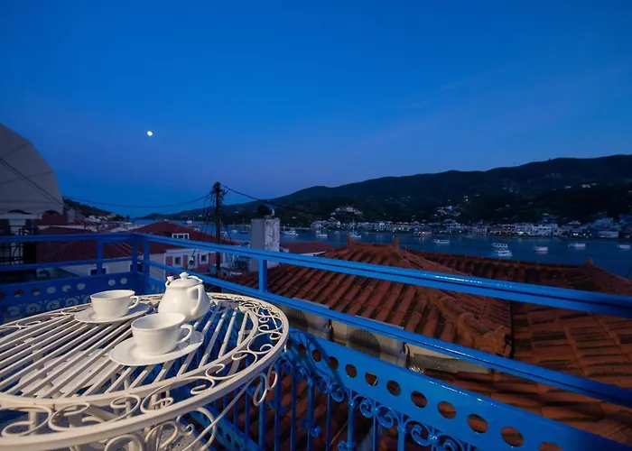 Poros Home