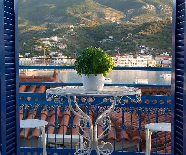 Poros Home