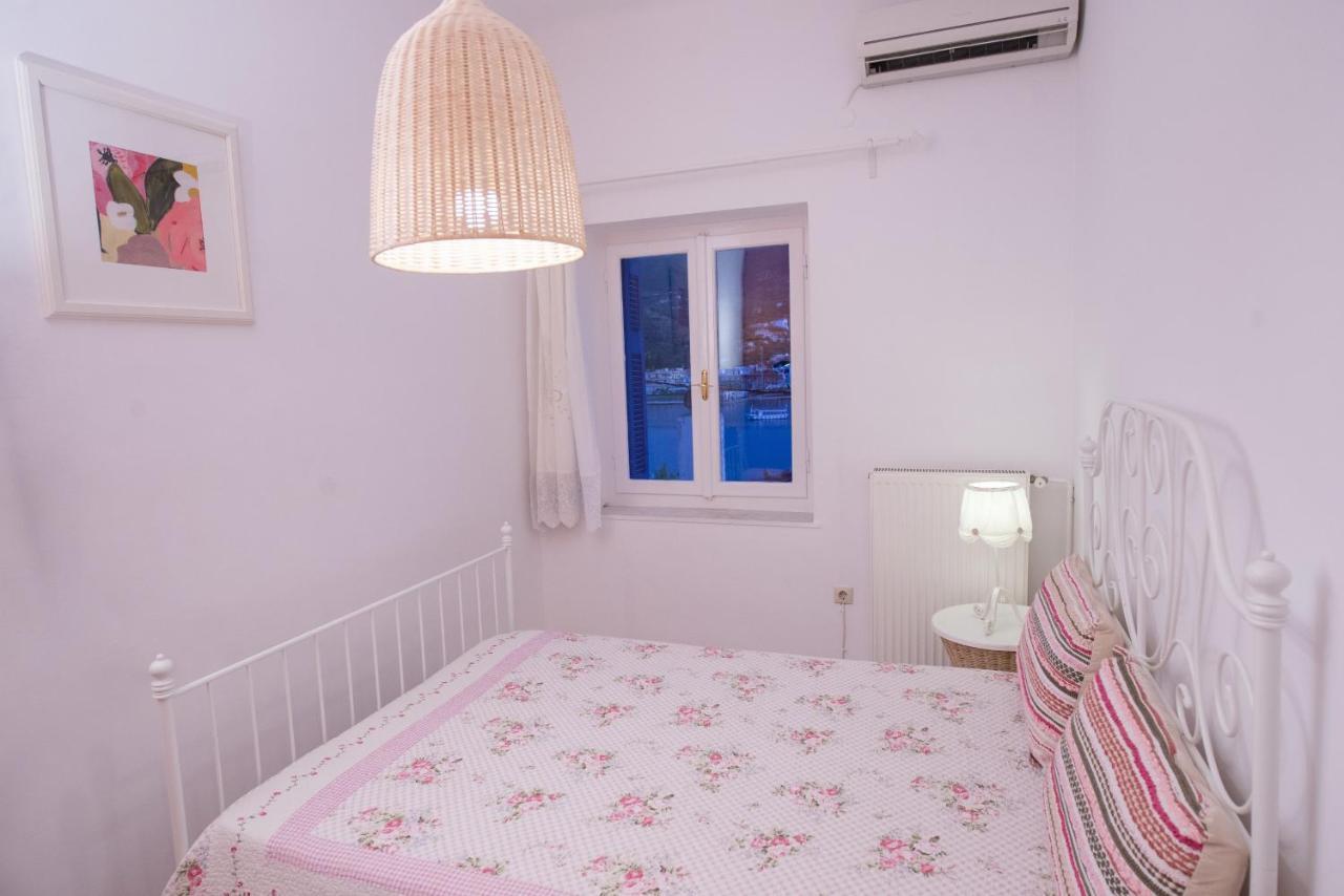 Poros Apartment